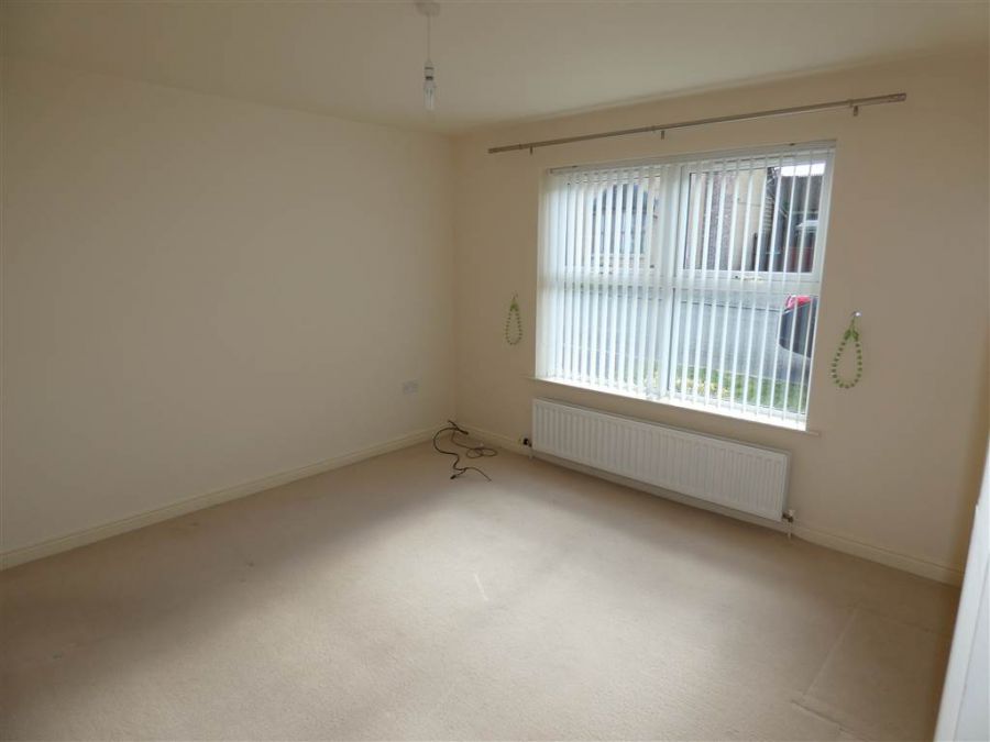 5 Aylesbury Mews
