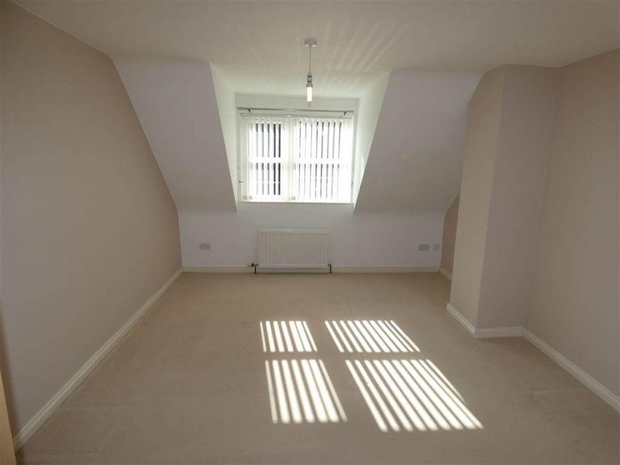 5 Aylesbury Mews