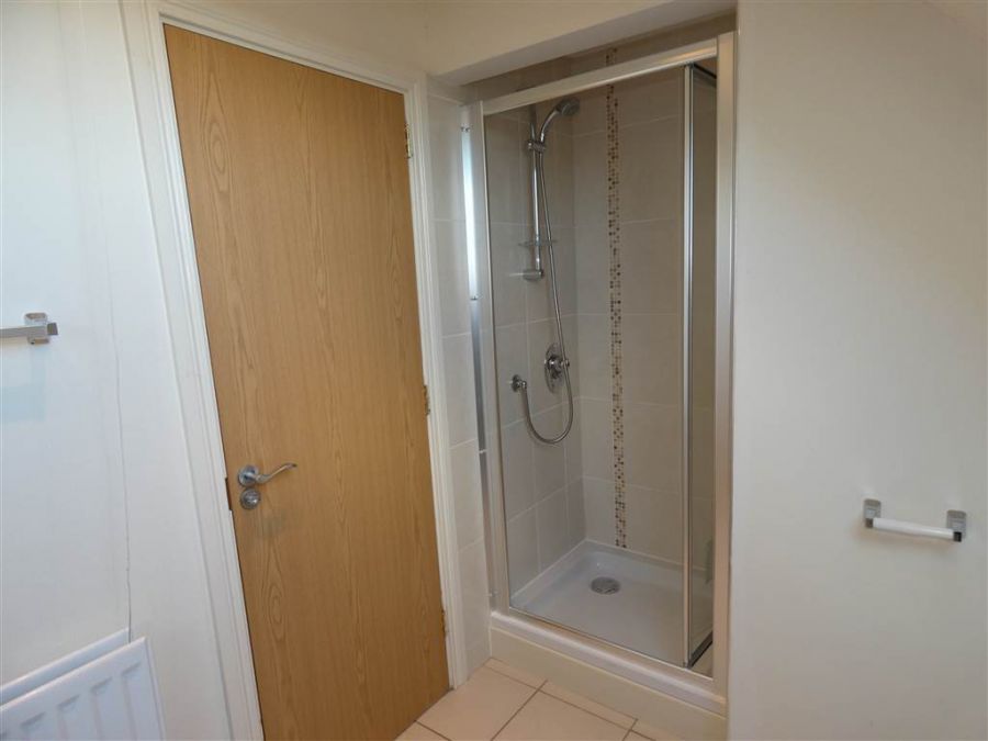 5 Aylesbury Mews