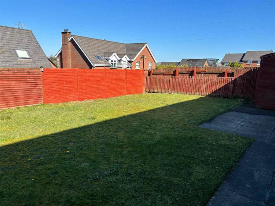 5 Aylesbury Mews