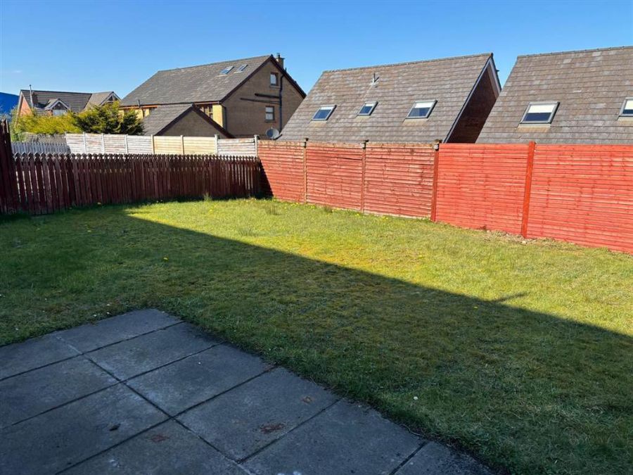 5 Aylesbury Mews