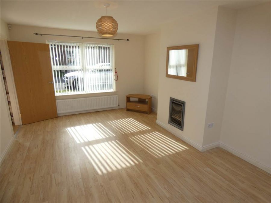 5 Aylesbury Mews