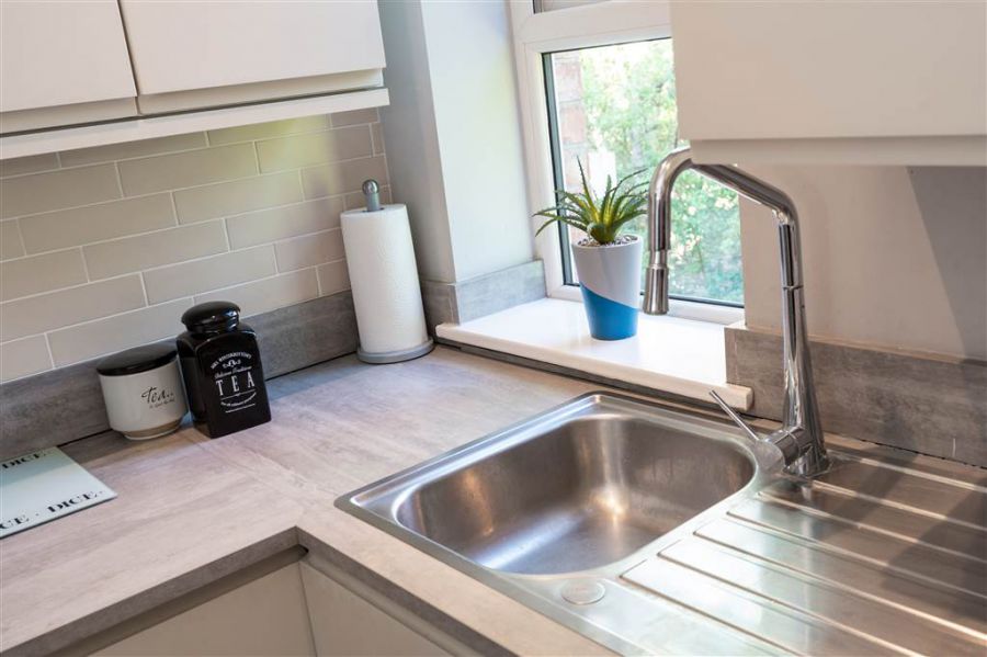 Apt 6  35-37 Sans Souci Park