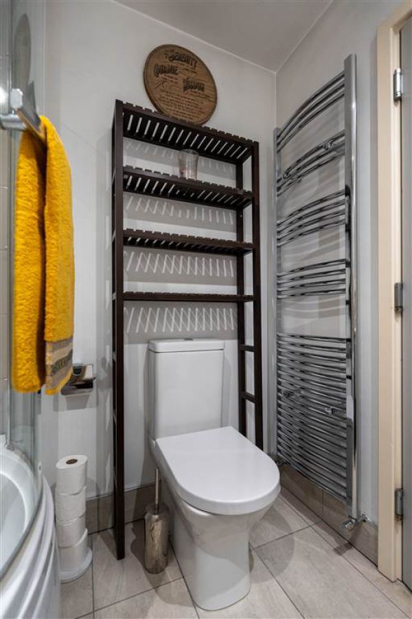 Apt 6  35-37 Sans Souci Park