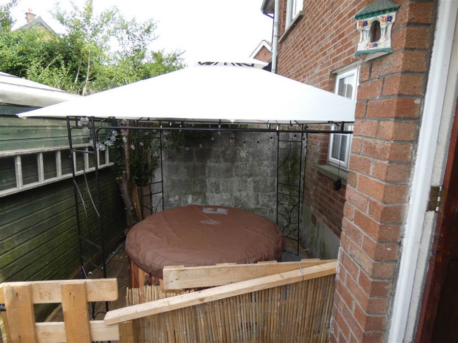 6 Sperrin Park