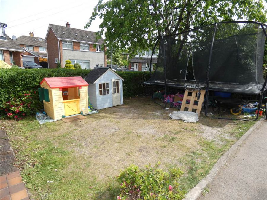 6 Sperrin Park