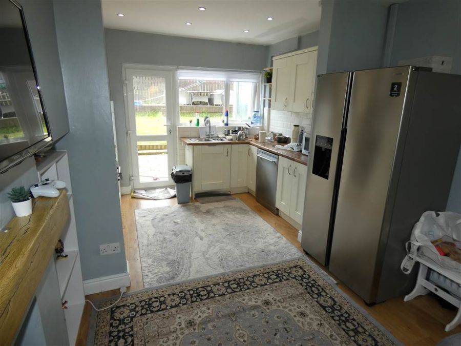 12 Whincroft Road