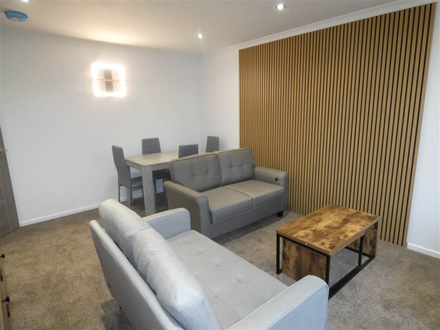 23B Dundonald Heights