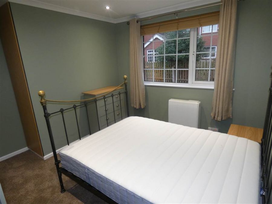 23B Dundonald Heights