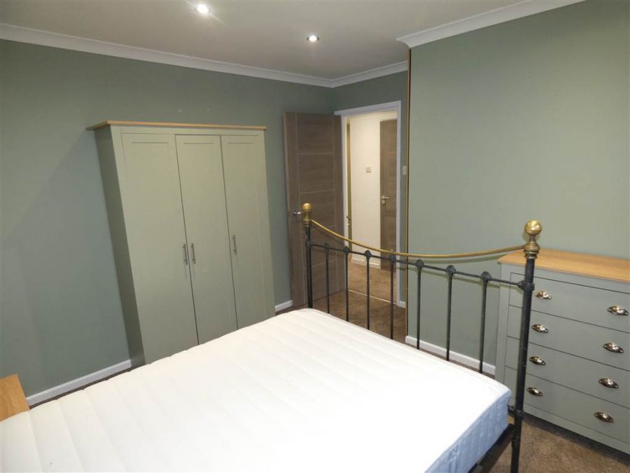 23B Dundonald Heights