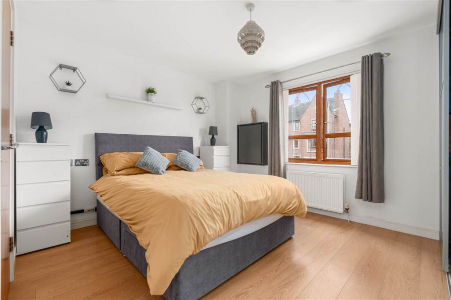 19 Brooke Hall Avenue