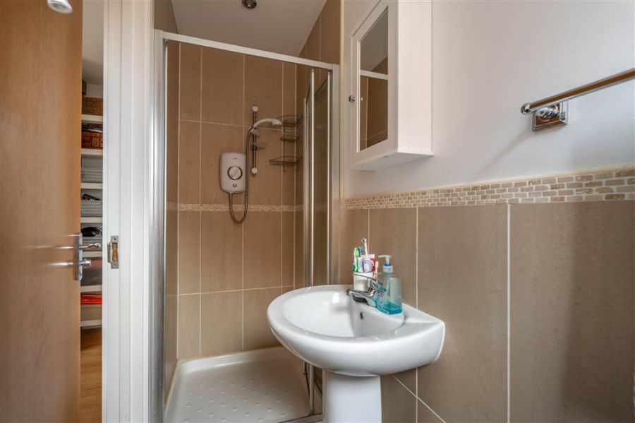 19 Brooke Hall Avenue