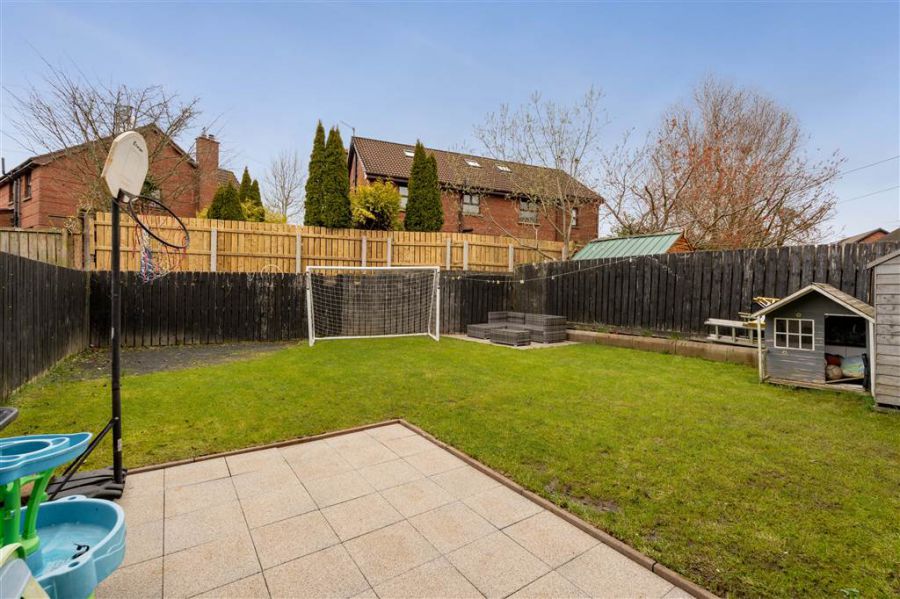 19 Brooke Hall Avenue