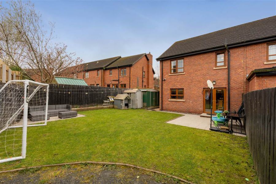 19 Brooke Hall Avenue