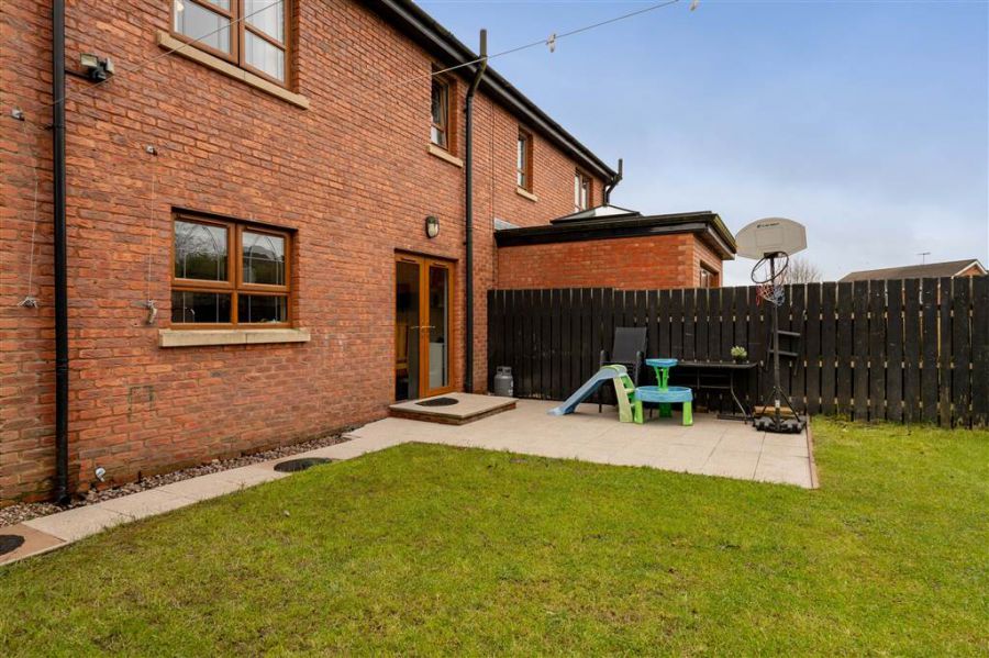 19 Brooke Hall Avenue