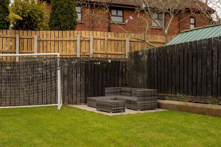 19 Brooke Hall Avenue