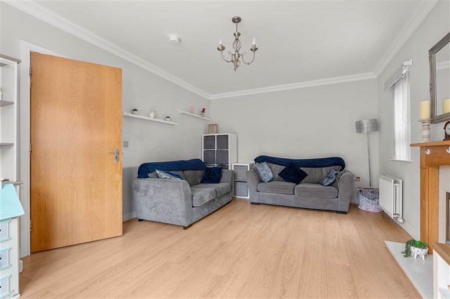 19 Brooke Hall Avenue