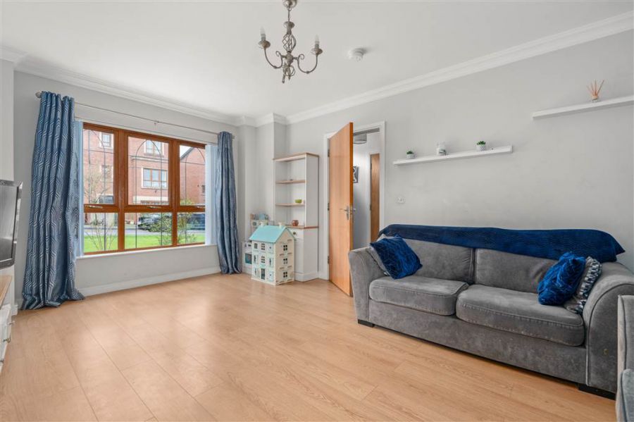 19 Brooke Hall Avenue