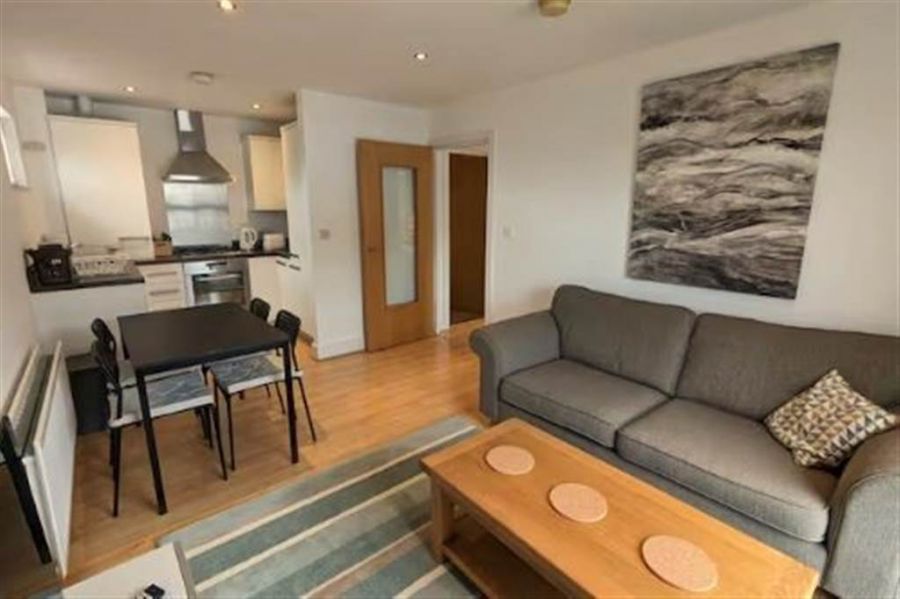 Apartment 12 Strand Central