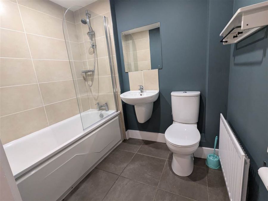 Apartment 17 Strand Central