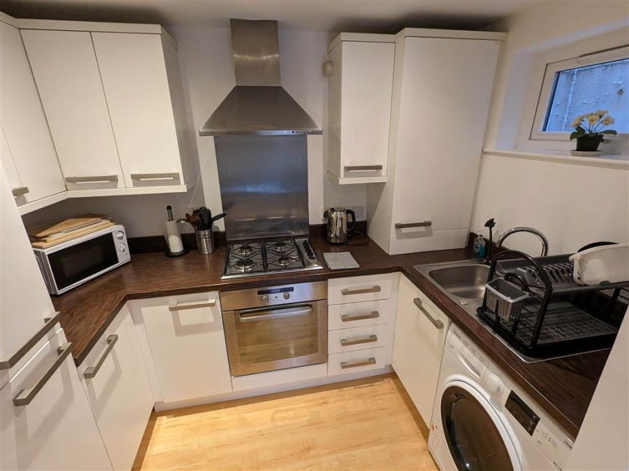 Apartment 16 Strand Central