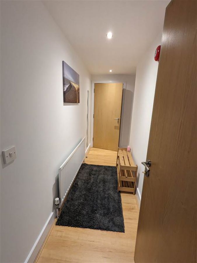 Apartment 16 Strand Central