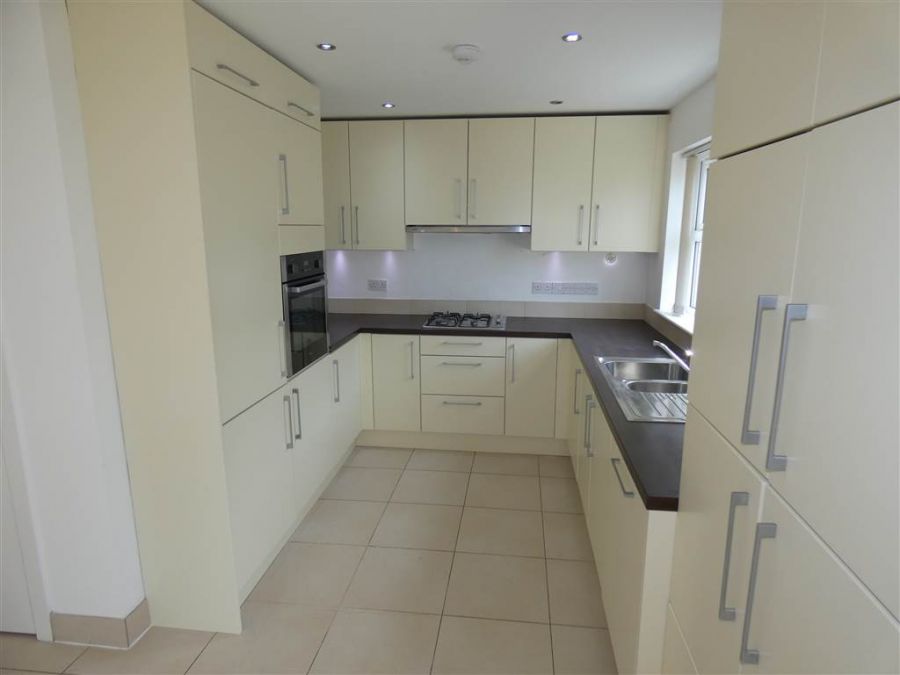 3 Aylesbury Rise