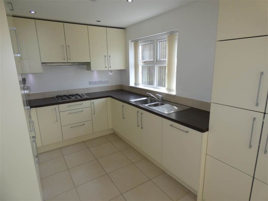 3 Aylesbury Rise