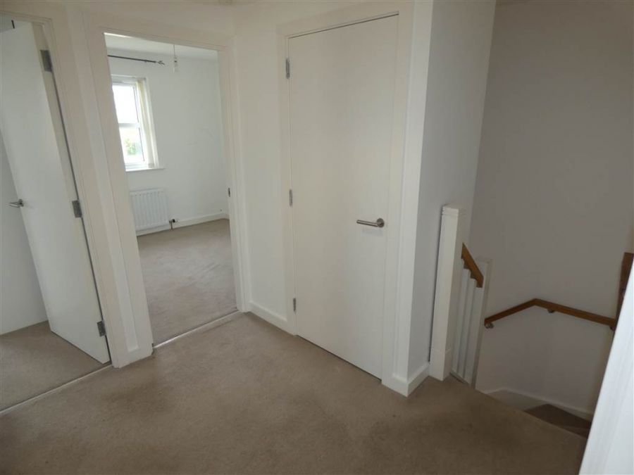 3 Aylesbury Rise