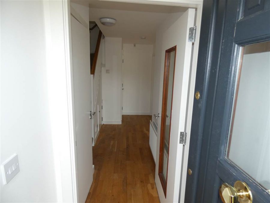 3 Aylesbury Rise