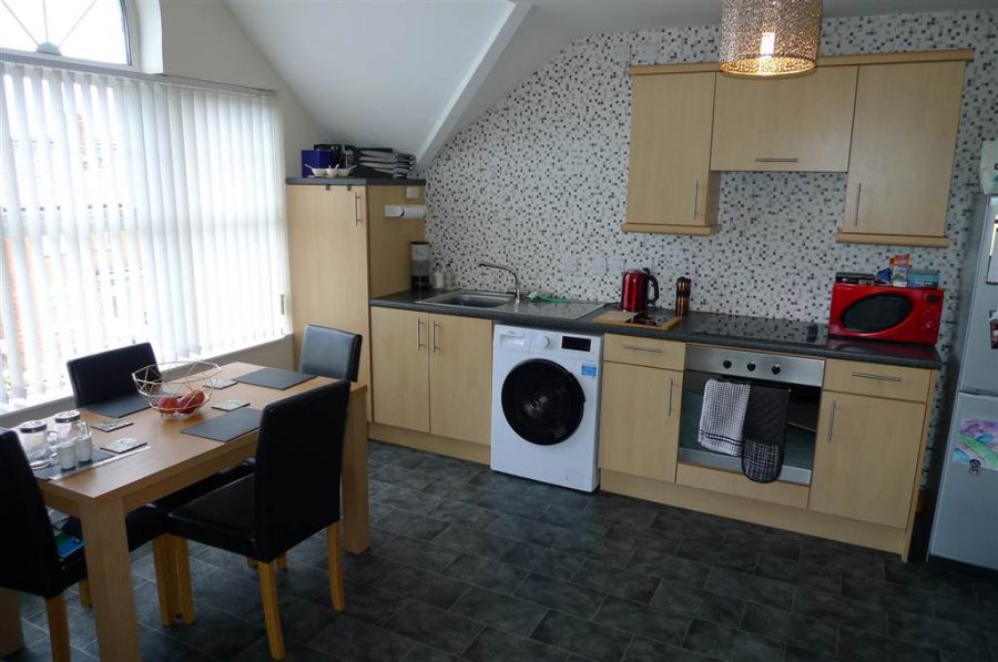 Apt 14 150 Larkfield Road