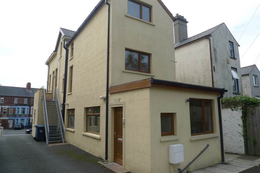 Flat 2 152 Upper Newtownards Road