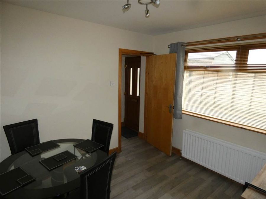 Flat 2 152 Upper Newtownards Road