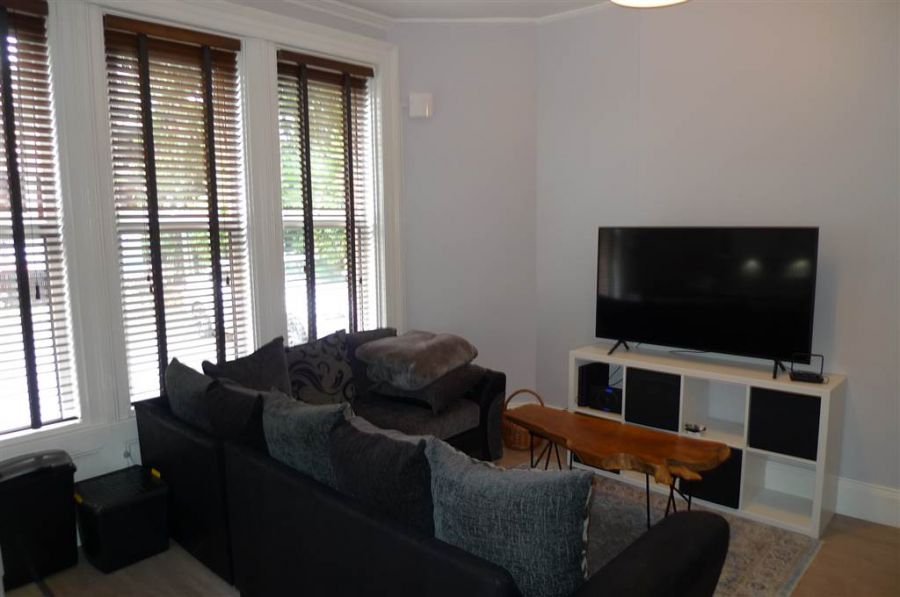 Apartment 2 3 Sandown Park Apartment 2 3 Sandown Park
