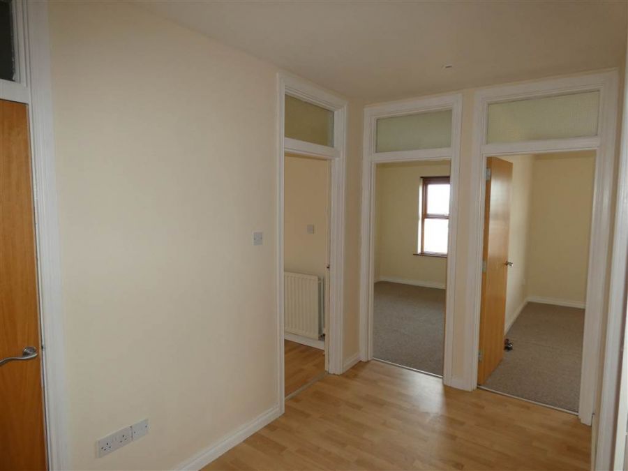 14 Mayfield High Street