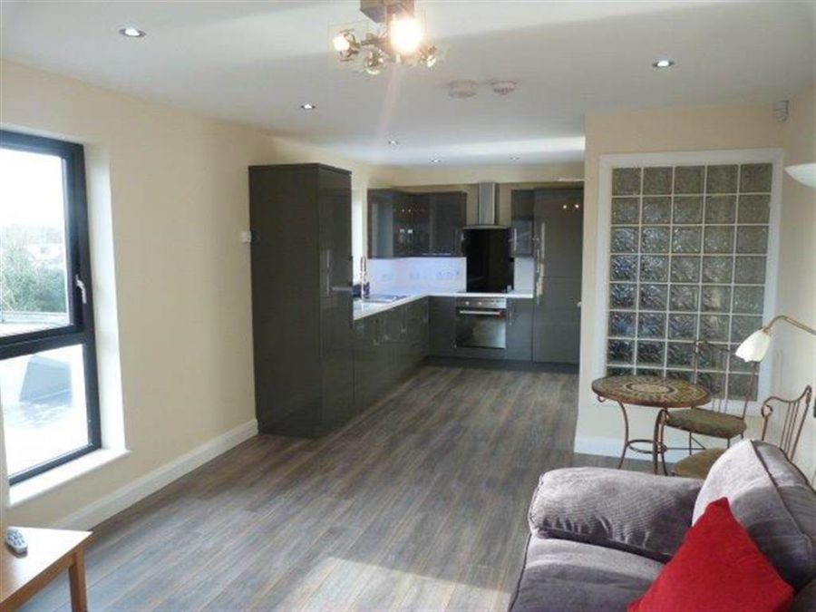 Apt 2  223A Belmont Road