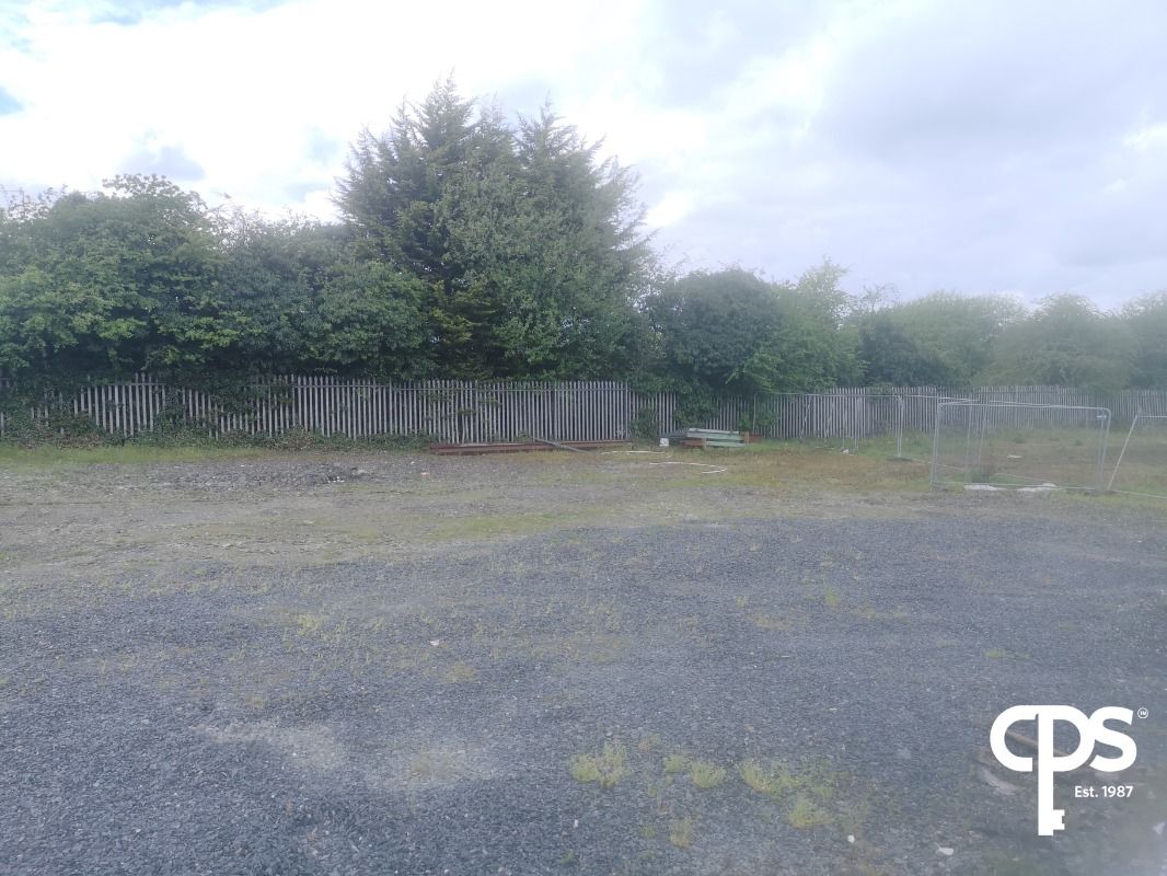 Yard @ 80 Charles Street Yard @ 80 Charles Street