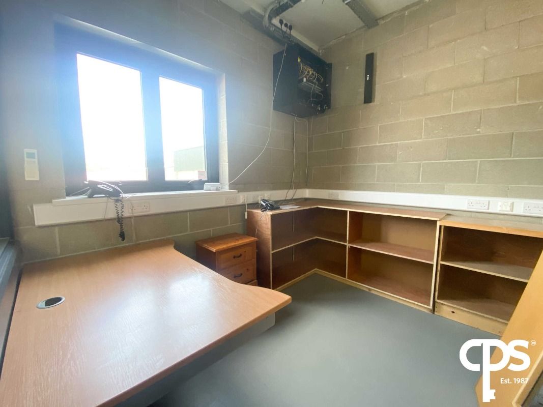 Commercial Premises & Yard @ Ballycrummy Road Commercial Premises & Yard @ Ballycrummy Road