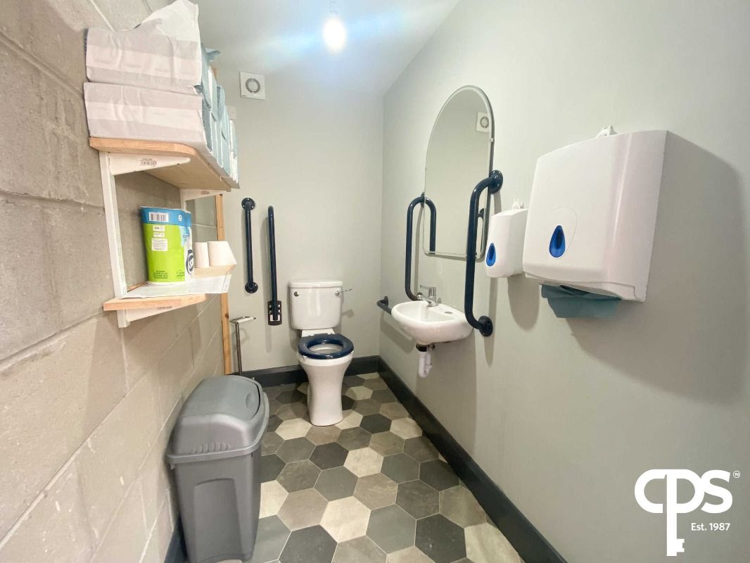 Commercial Premises & Yard @ Ballycrummy Road Commercial Premises & Yard @ Ballycrummy Road