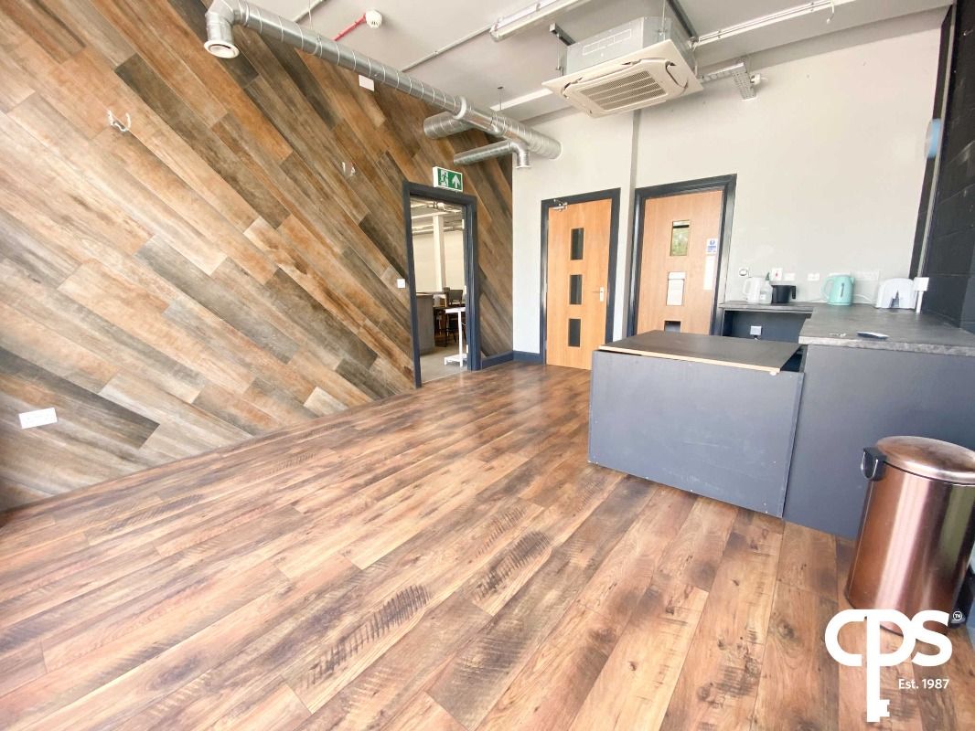 Commercial Premises & Yard @ Ballycrummy Road Commercial Premises & Yard @ Ballycrummy Road