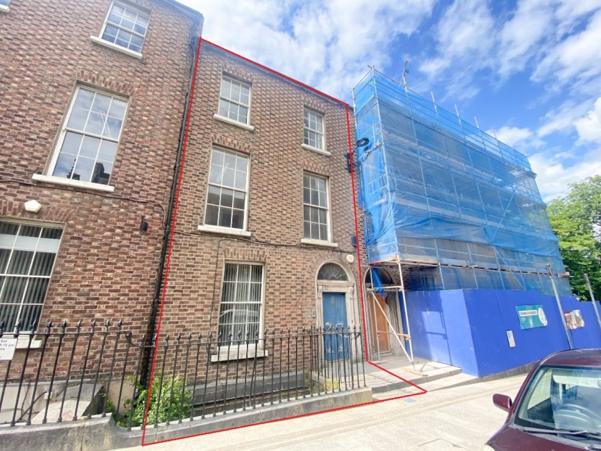 20 Russell Street 20 Russell Street