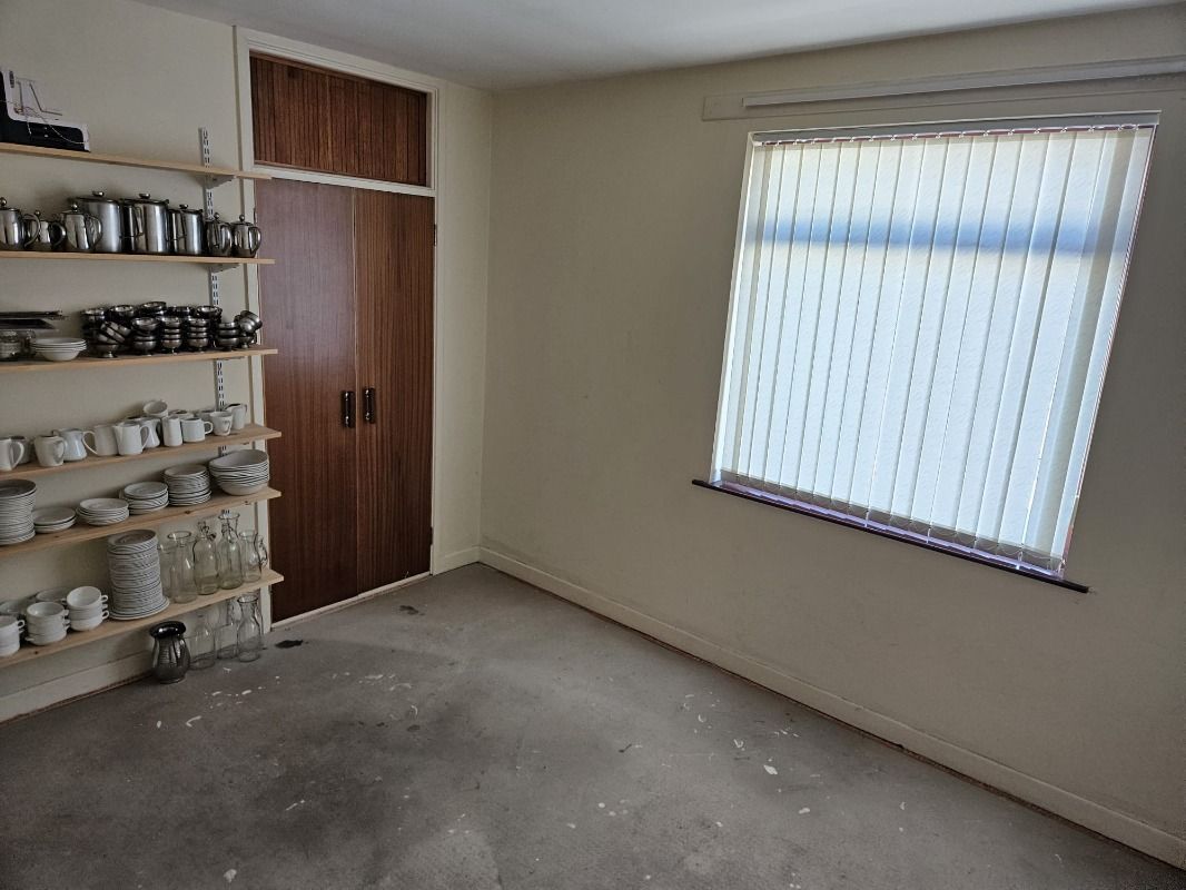 Portmor Bar & Restaurant With 4 Bed Dwelling Portmor Bar & Restaurant With 4 Bed Dwelling