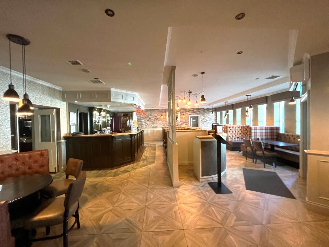 Portmor Bar & Restaurant With 4 Bed Dwelling Portmor Bar & Restaurant With 4 Bed Dwelling
