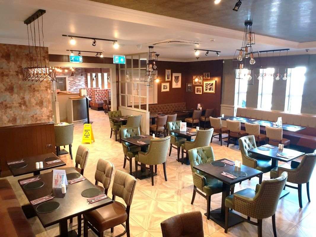 Portmor Bar & Restaurant With 4 Bed Dwelling Portmor Bar & Restaurant With 4 Bed Dwelling