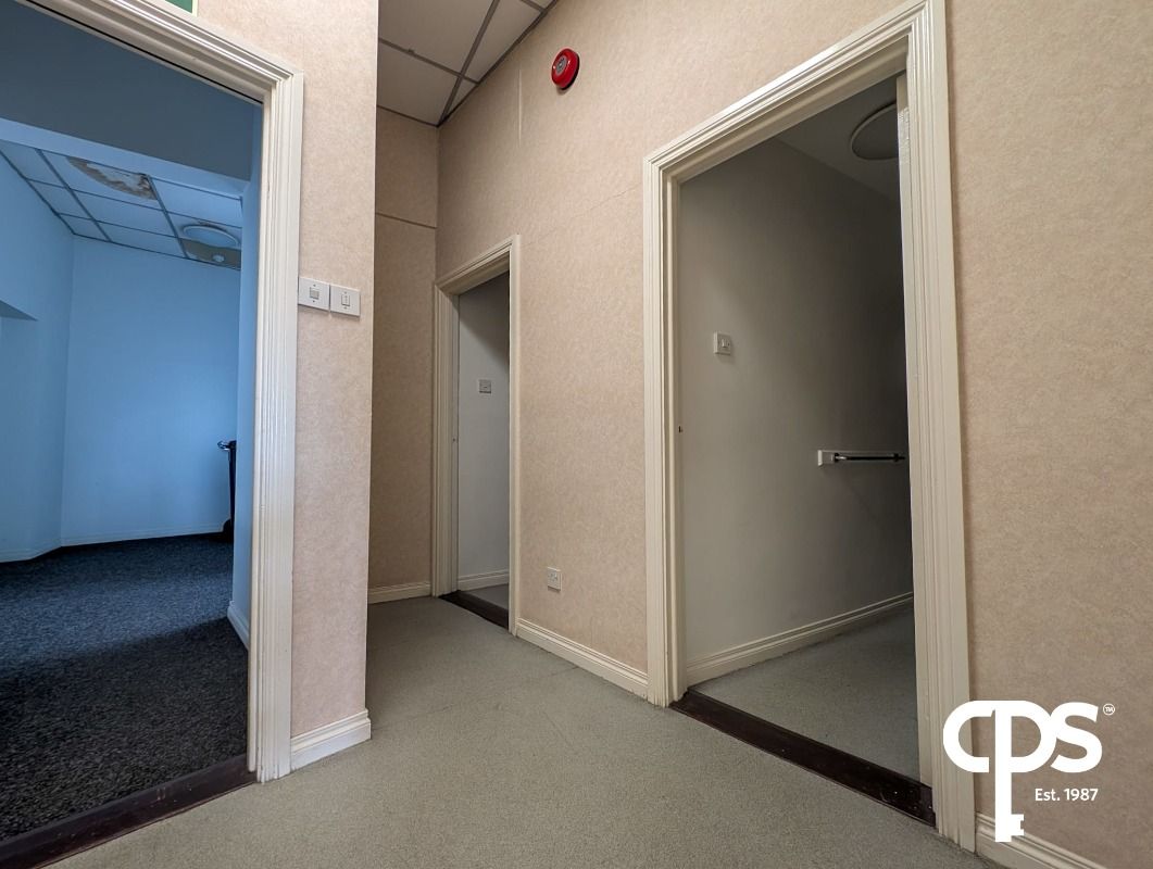 Third Floor, 29 Market Street   (Furniq) Third Floor, 29 Market Street   (Furniq)