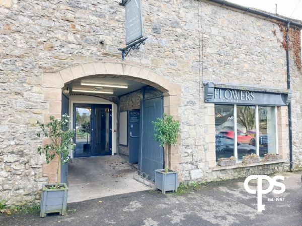 2 Derrycourtney Road