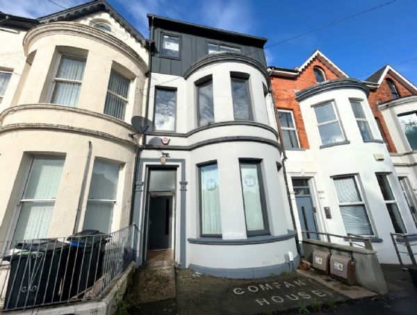 138 University Street