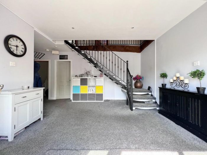 11 Grange Park