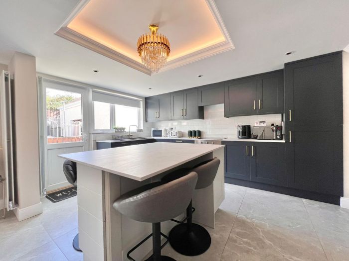 43 Mansefield Heights