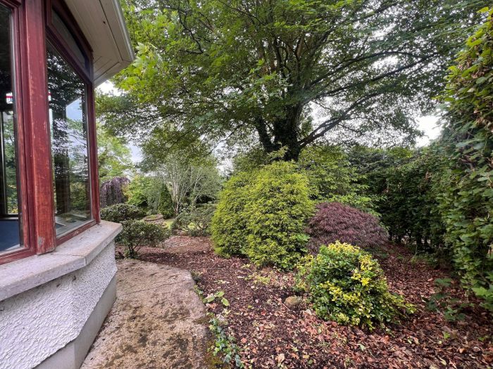 &#226;&#128;&#156;Afran&#226;&#128;&#157; House by the River, 128 Roguery Road